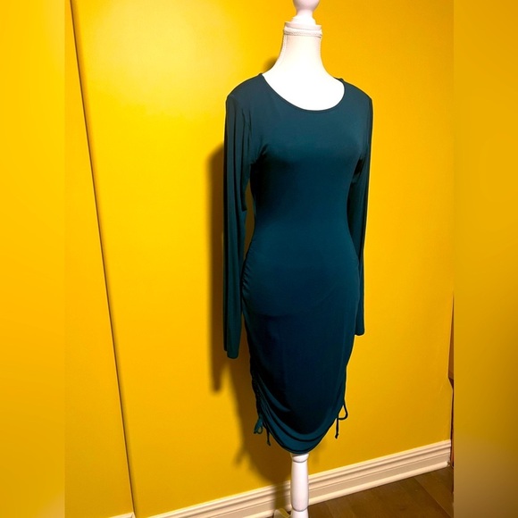 Melrose and Market Dress-M - Picture 8 of 8